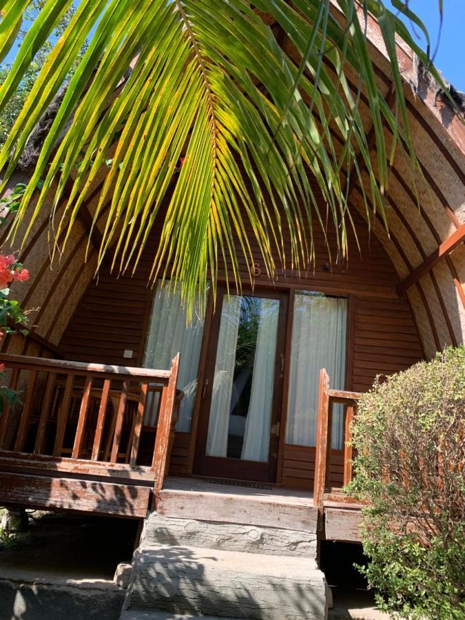 Nelly Homestay غيلي آير المظهر الخارجي الصورة