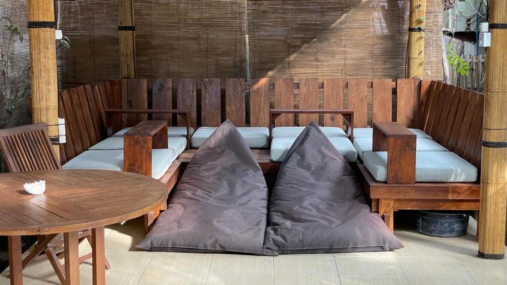 Nelly Homestay غيلي آير المظهر الخارجي الصورة