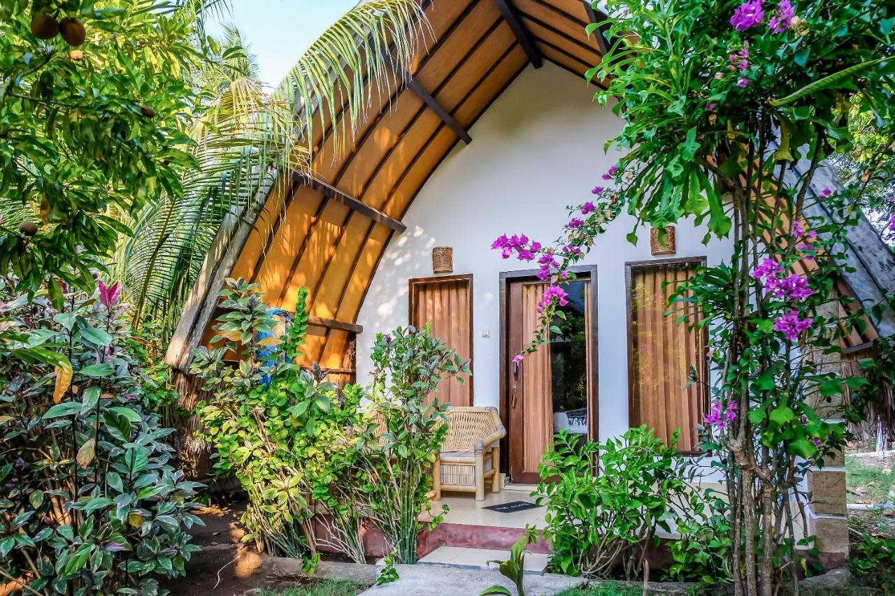 Nelly Homestay غيلي آير المظهر الخارجي الصورة
